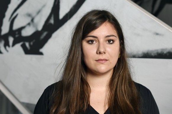 Samira Marti, candidate as the new JUSO President, before the JUSO delegates' meeting in Zurich on Saturday, June 18, 2016. On June 18, Fabian Molina will step down as JUSO President. Samira Marti and Tamara Funiciello have applied to be the new JUSO President. (KEYSTONE / Walter Bieri)